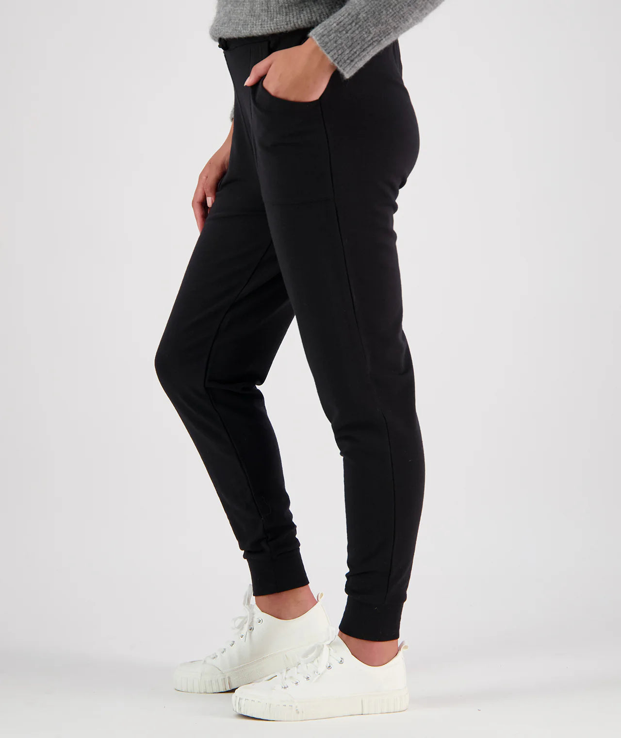 Women's Red Beach V3 Merino Jogger