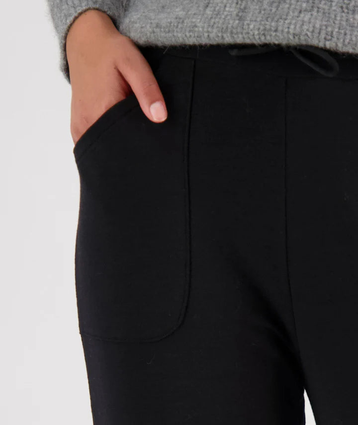 Women's Red Beach V3 Merino Jogger